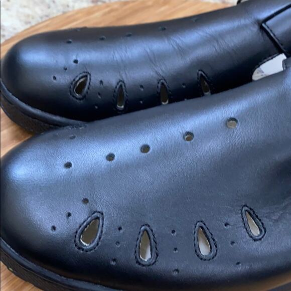 Propet 8 1/2 M NWT Sandle Walker leather shoes - Picture 9 of 11